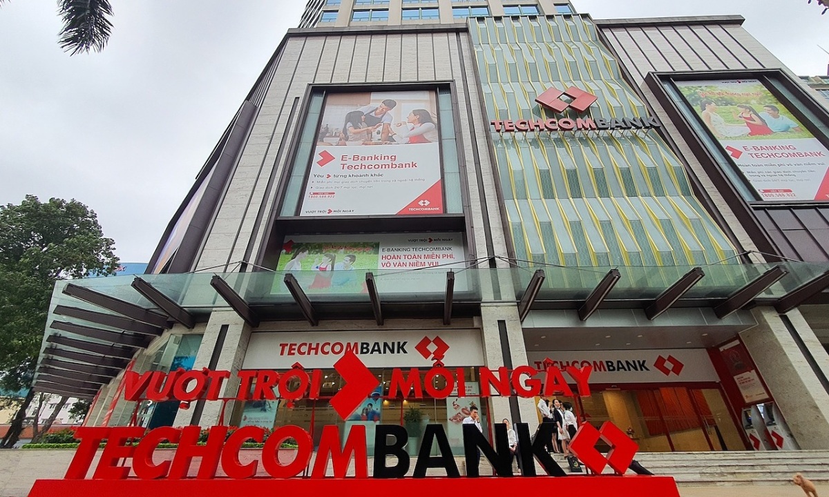 Phó Tổng Giám đốc Techcombank muốn bán bớt cổ phiếu - Ảnh 1.