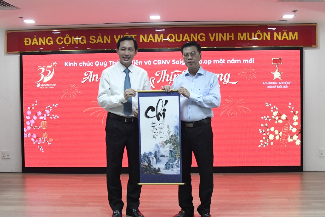 Saigon Co.op đón tiếp 20 triệu lượt khách hàng Tết Giáp Thìn 2024- Ảnh 4.