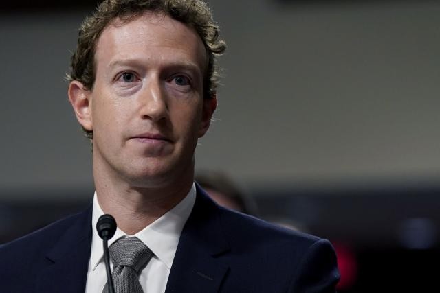 Mark Zuckerberg ‘lấp liếm’ sai lầm bằng cổ tức vì kinh doanh vũ trụ ảo lỗ nặng, mạnh miệng tuyên bố sẽ không bao giờ tuyển dụng ồ ạt nữa - Ảnh 2.
