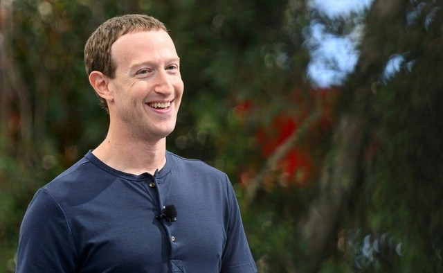 Thế giới nợ Mark Zuckerberg 1 lời xin lỗi: Meta thành công chưa từng có, cổ phiếu tăng 200%, hơn 3 tỷ người vẫn mê mệt Facebook, Instagram... - Ảnh 1.