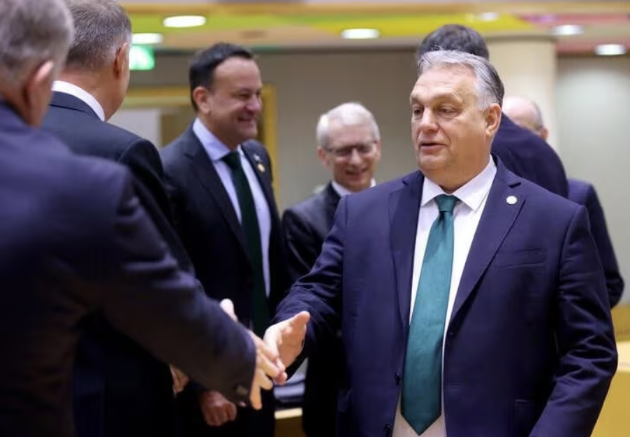 Nhanh đến kinh ngạc: Thủ tướng Hungary dỡ bỏ phủ quyết ngay những phút đầu Hội nghị EU, Ukraine thắng lớn- Ảnh 2.