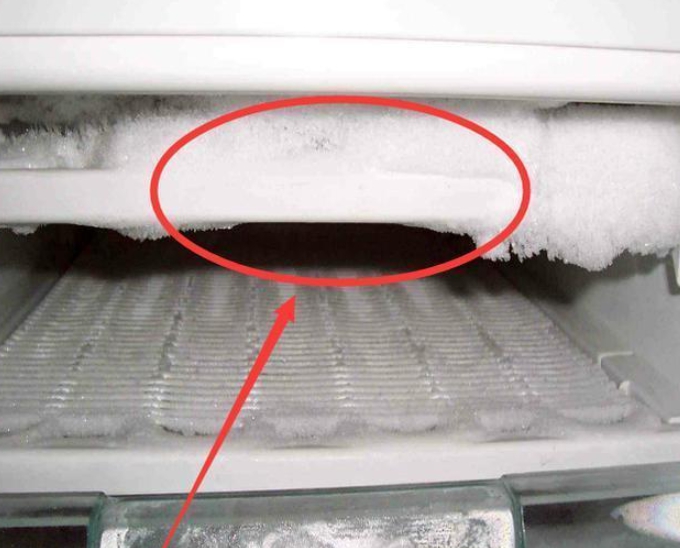 Để một ít muối vào tủ lạnh, bạn có thể thấy ngay công dụng tuyệt vời- Ảnh 2.