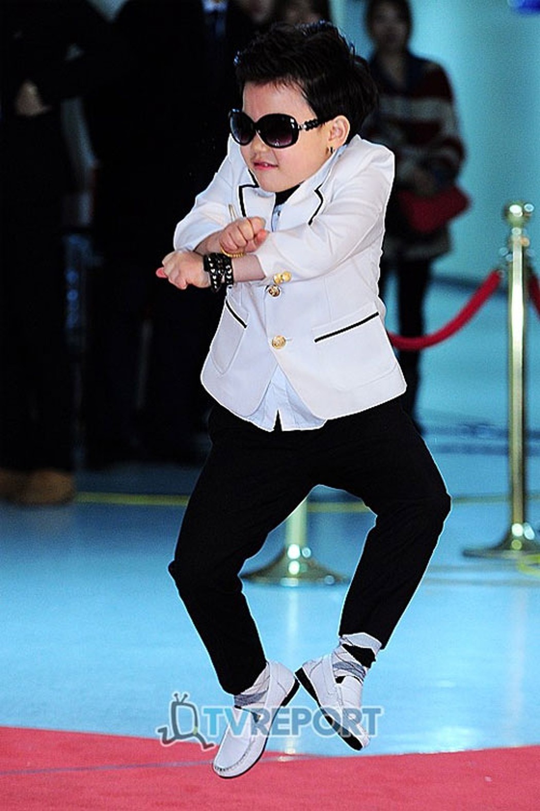 Cậu bé gốc Việt đóng MV 5 tỷ view 'Gangnam Style' giờ ra sao?- Ảnh 7.