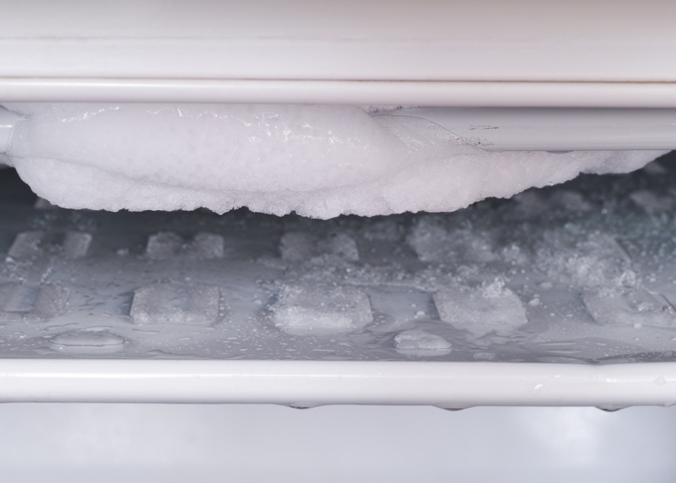 Để một ít muối vào tủ lạnh, bạn có thể thấy ngay công dụng tuyệt vời- Ảnh 1.