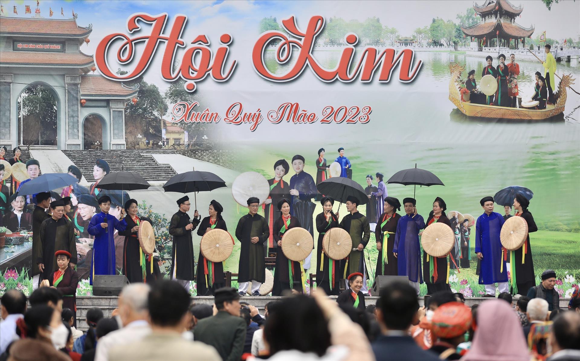 Lễ hội nổi tiếng ở tỉnh nhỏ nhất Việt Nam, hút hàng vạn khách trong 2 ngày, cách Hà Nội chưa tới 50km- Ảnh 1.