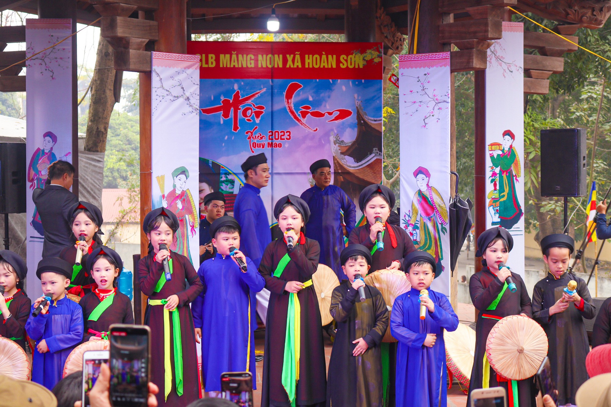 Lễ hội nổi tiếng ở tỉnh nhỏ nhất Việt Nam, hút hàng vạn khách trong 2 ngày, cách Hà Nội chưa tới 50km- Ảnh 4.
