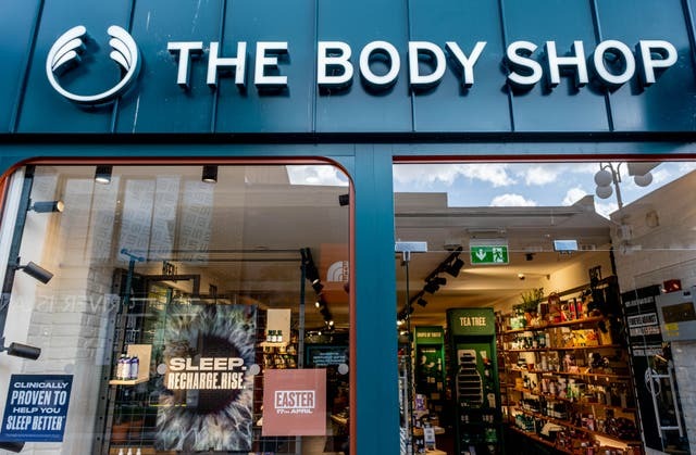 The Body Shop đóng cửa hơn 100 cửa hàng ở Anh, nhìn lại câu chuyện và những dấu ấn của thương hiệu mỹ phẩm đình đám này- Ảnh 5.