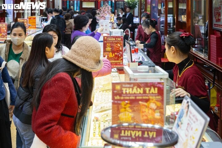 Tại Sao Mua Vàng Ngày Vía Thần Tài