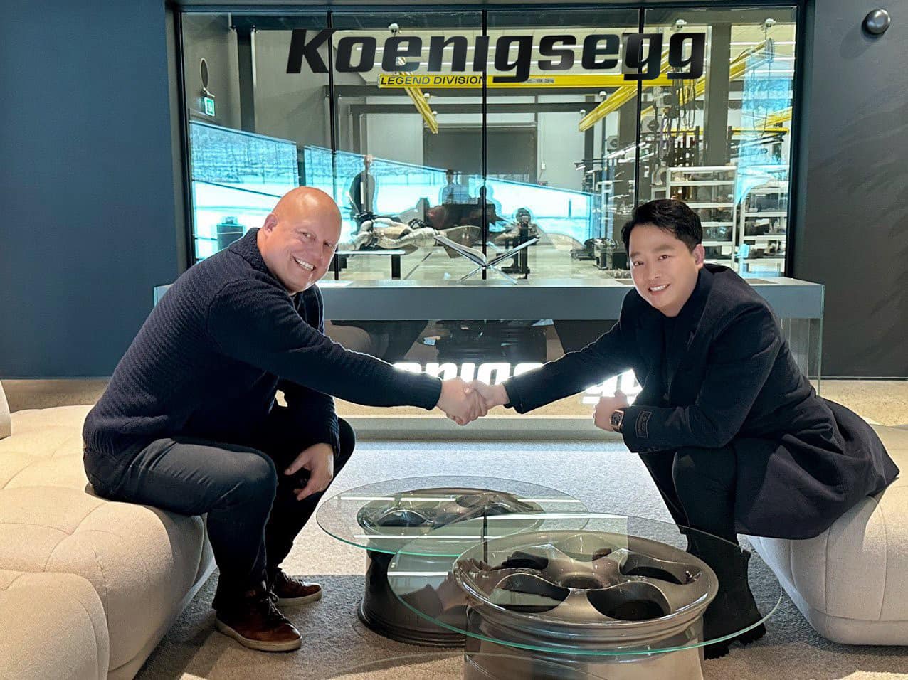 Sau hóa đơn bảo dưỡng 9 tỷ, Hoàng Kim Khánh chi thêm hơn 600 triệu để đưa Koenigsegg Regera trở lại Việt Nam- Ảnh 2.