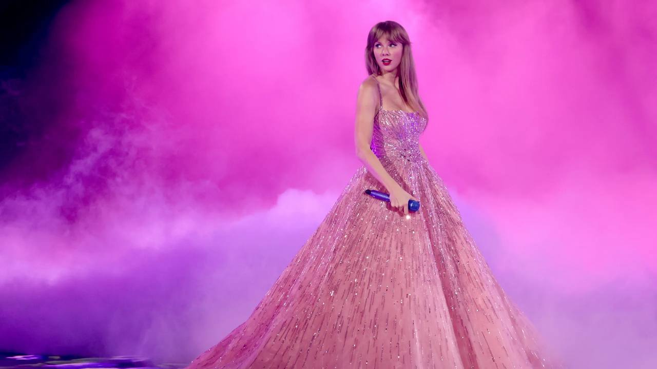 Vé máy bay đến Singapore “đắt khét” trước thềm show diễn của Taylor Swift- Ảnh 6.