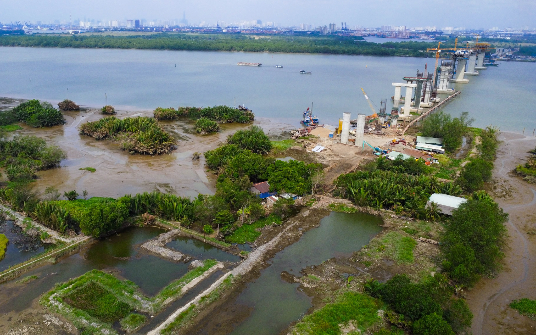 Dự án đường vành đai 75.000 tỷ chậm tiến độ, giá bất động sản ở Nhơn Trạch vẫn nóng lên- Ảnh 4.