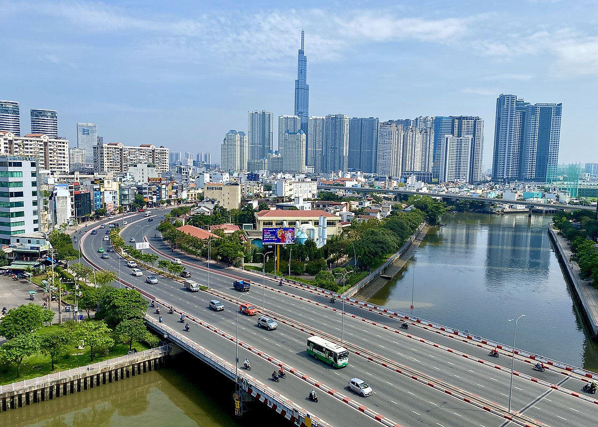 Việt Nam 2024 vào top 'tăng trưởng mạnh nhất' khu vực, một tín hiệu tích cực từ Mỹ có thể đến vào giữa năm- Ảnh 1.