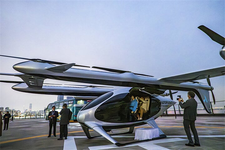 'Taxi bay' điện Trung Quốc hoàn thành chuyến bay liên thành phố đầu tiên- Ảnh 1.