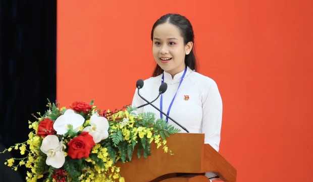 Nữ sinh Hà Nội đỗ vào trường ĐH mà tất cả học sinh Trung Quốc ao ước, đã sẵn sàng chinh phục thế giới 