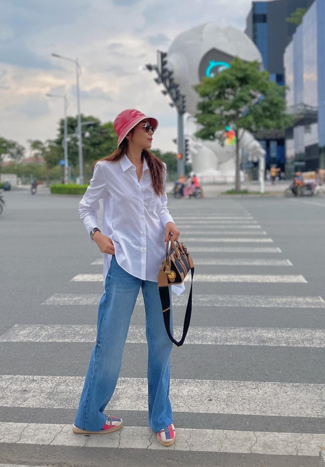 5 món thời trang giúp Phạm Thanh Hằng trẻ hóa phong cách tuổi 41- Ảnh 4.