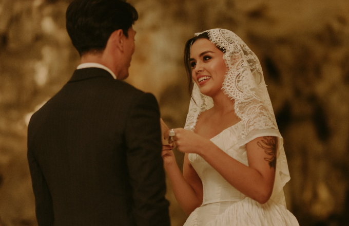 Danh tính dâu xinh rể xịn làm lễ cưới gây sốt trong hang động ở Quảng Ninh: Đàng gái gây bất ngờ khi tự lo liệu từ A-Z!- Ảnh 2.