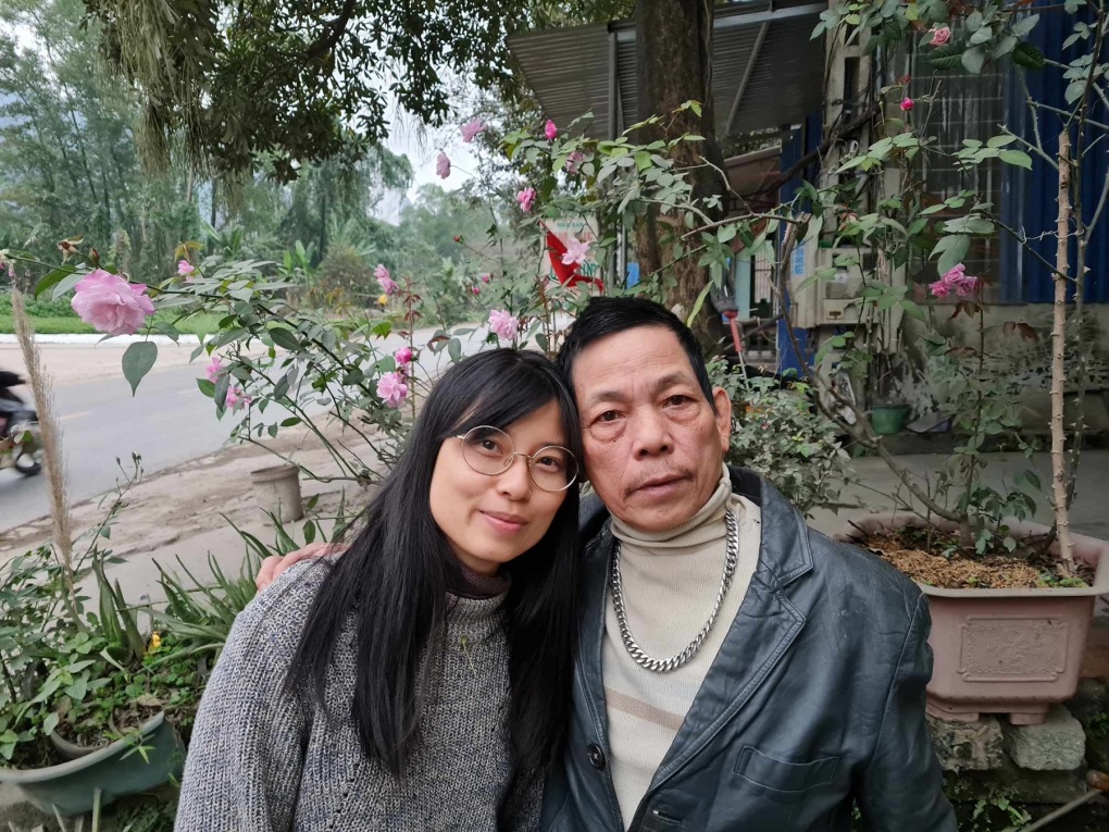 Trao con gái 2 tuổi cho vợ chồng Pháp nhờ nuôi, mẹ Việt giàn giụa nước mắt khi thấy hình hài 21 năm sau- Ảnh 4.