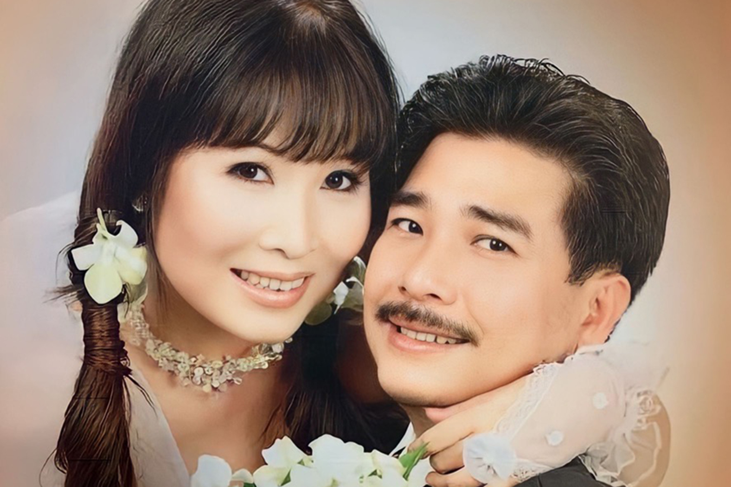 Nữ NSND cưới chồng là 