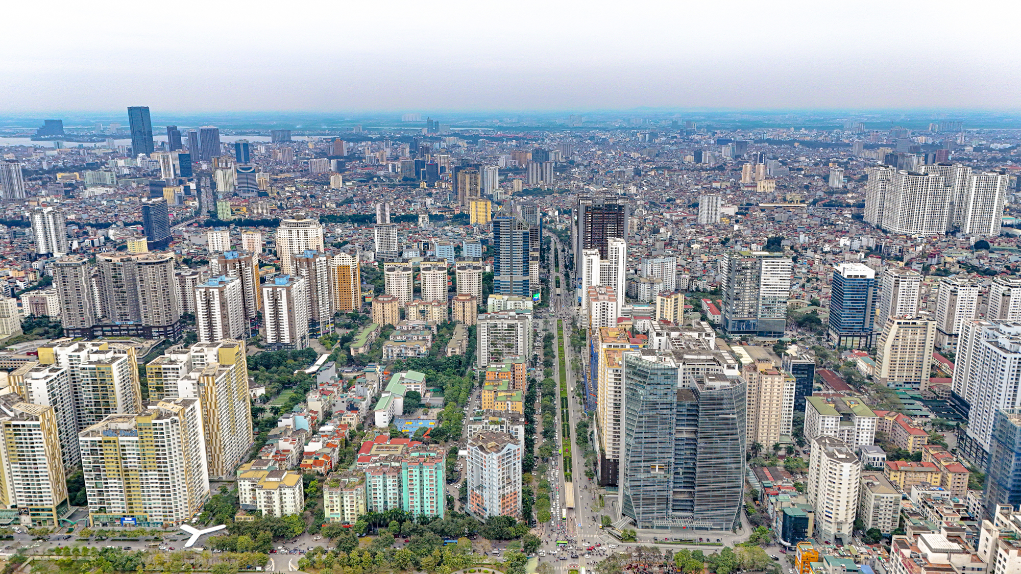 Cảnh “rừng căn hộ” mọc san sát tại thành phố có nhiều nhà cao tầng nhất Việt Nam- Ảnh 1.