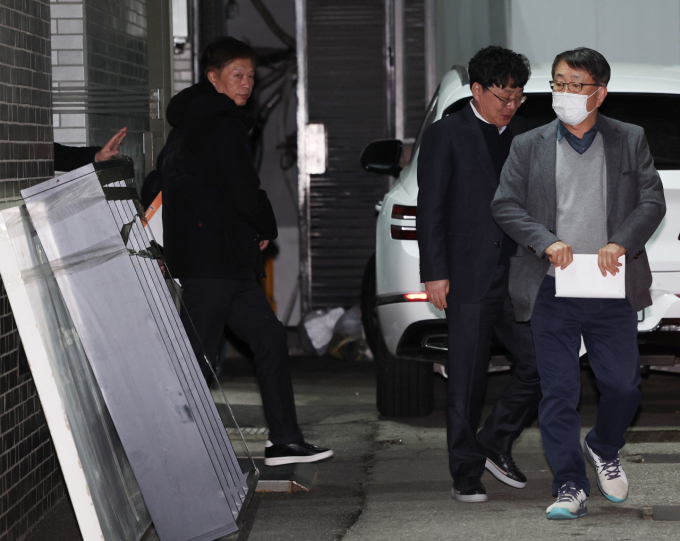 Khủng hoảng y tế tại Hàn Quốc sau 22 ngày: Giáo sư y khoa 