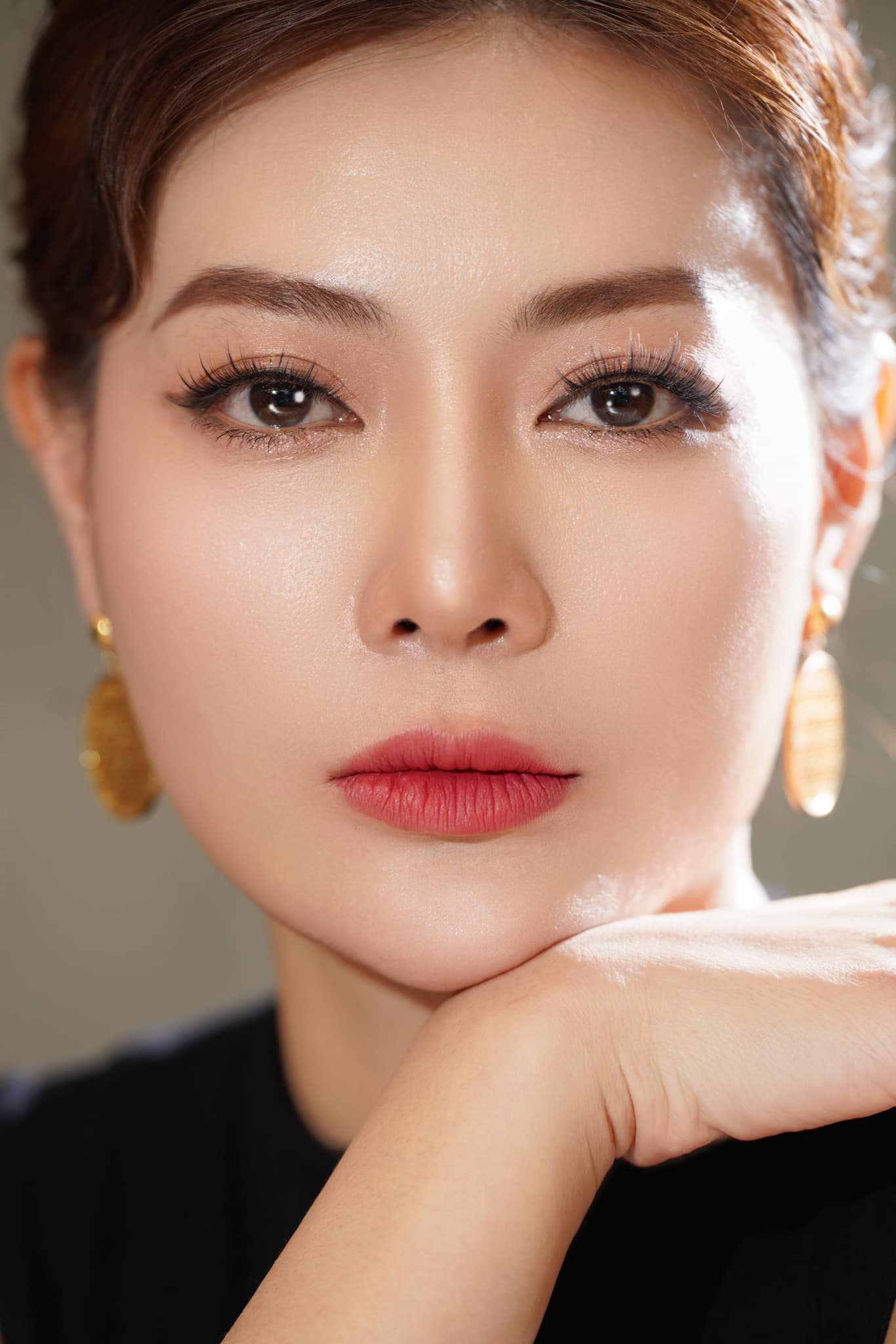 Nữ diễn viên Việt vừa bất ngờ công khai ly hôn: Giấu kín danh tính chồng hơn 10 năm, chia tay êm đẹp- Ảnh 1.