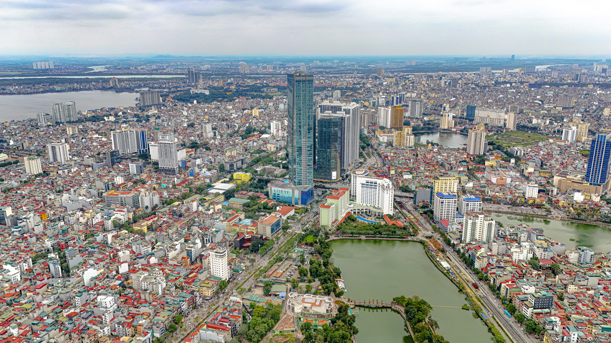 Cảnh “rừng căn hộ” mọc san sát tại thành phố có nhiều nhà cao tầng nhất Việt Nam- Ảnh 6.