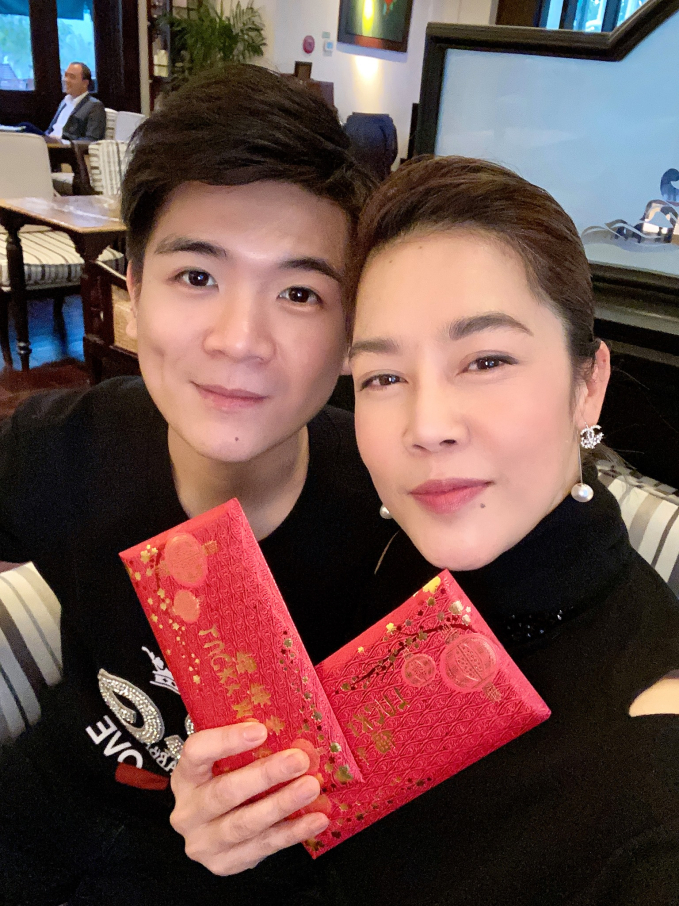 Thiếu gia tập đoàn nghìn tỷ có cuộc sống sống xa hoa, làm bố đơn thân gần 5 năm nhưng danh tính vợ vẫn là điều bí ẩn nhất!- Ảnh 16.