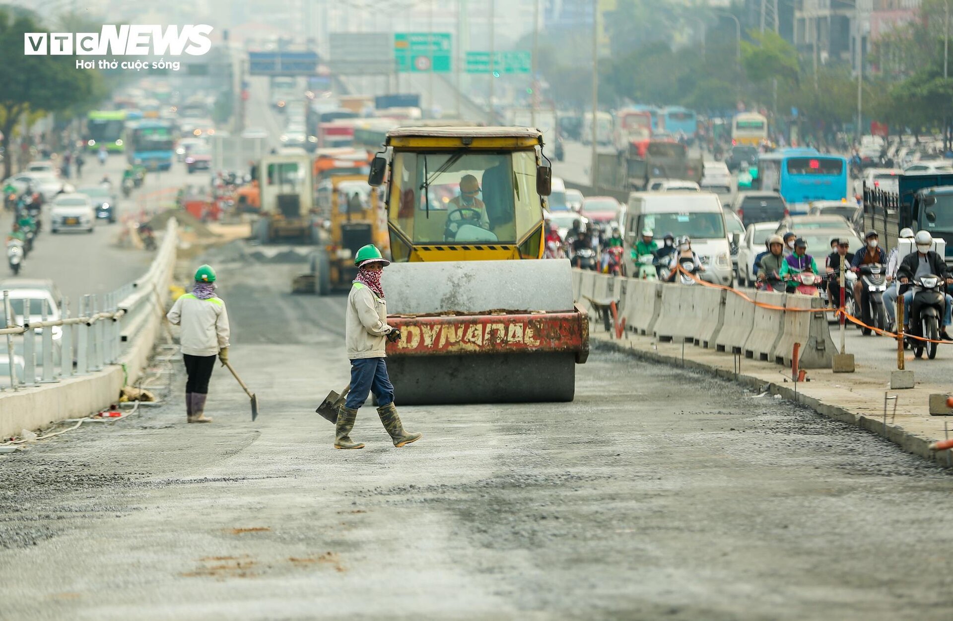 Hiện trạng 2 cầu vượt thép 340 tỷ đồng ở Hà Nội trước ngày thông xe- Ảnh 10.