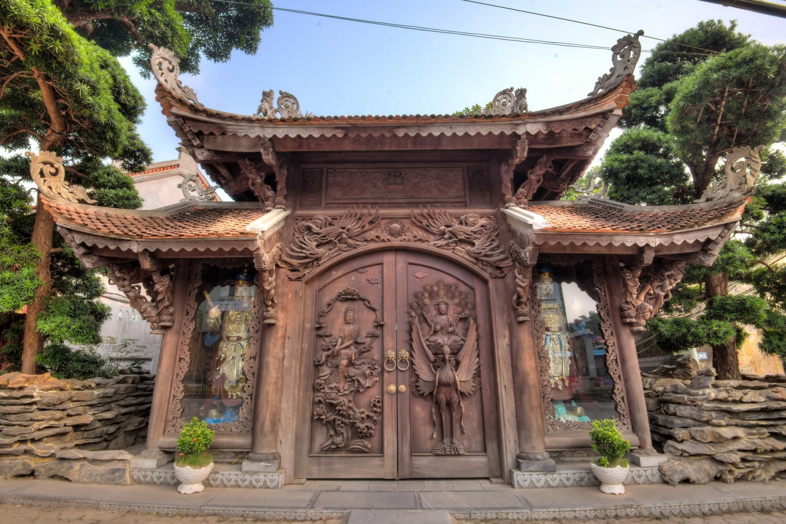 Ngôi chùa cổ 1.000 tuổi giữa lòng Hà Nội: Nơi có di vật từ thời Lý, tượng Phật 600kg tạc từ ngọc quý- Ảnh 3.