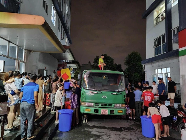 Hà Nội: Chấm dứt hợp đồng cung cấp nước tại KĐT Thanh Hà- Ảnh 1.