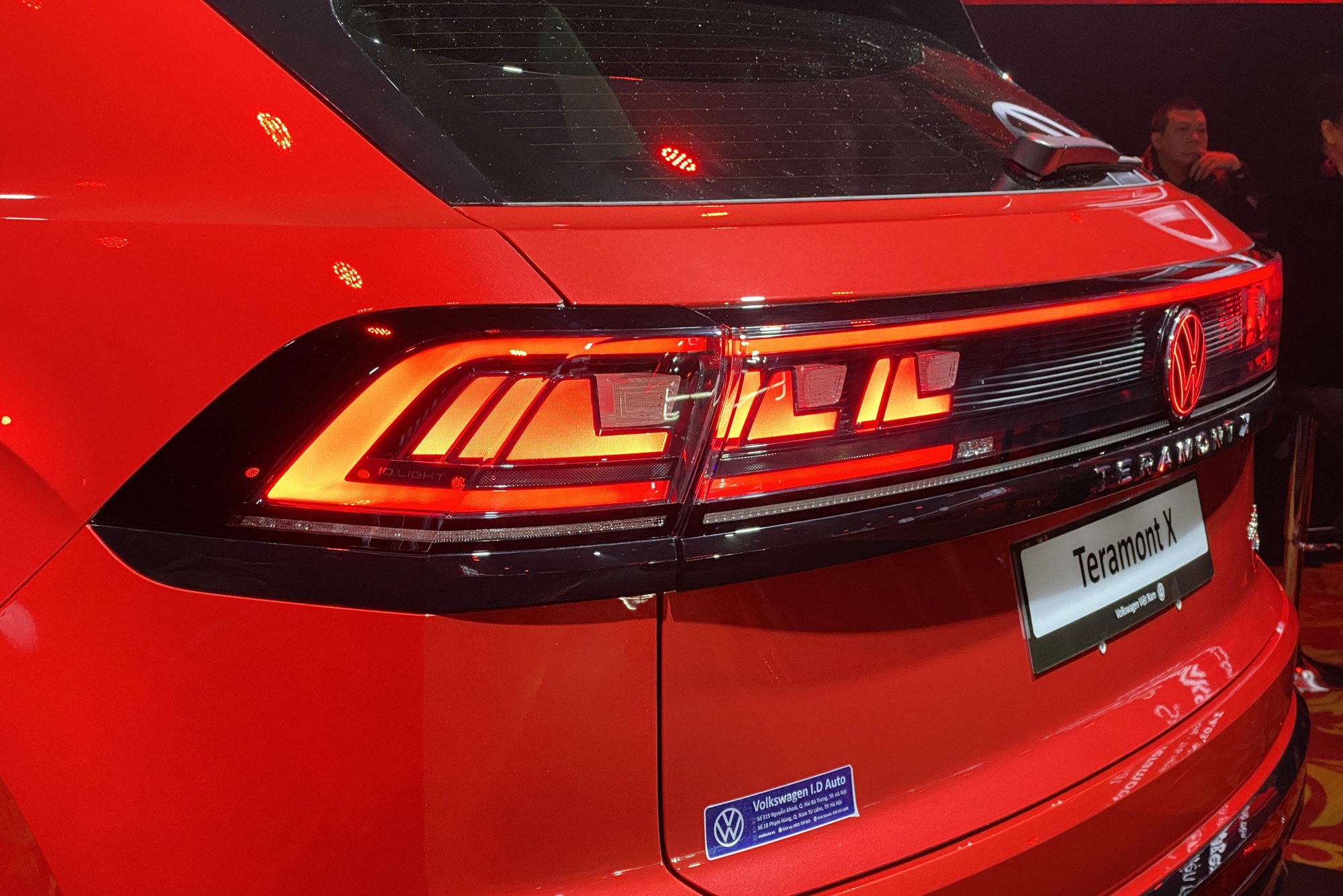 VW Teramont X ra mắt Việt Nam: Giá từ 1,998 tỷ, 2 phiên bản, nhiều công nghệ, đấu Explorer bằng giá rẻ hơn đúng 1 triệu đồng- Ảnh 7.