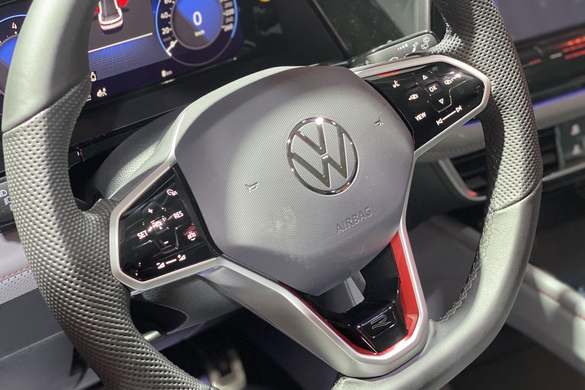 VW Teramont X ra mắt Việt Nam: Giá từ 1,998 tỷ, 2 phiên bản, nhiều công nghệ, đấu Explorer bằng giá rẻ hơn đúng 1 triệu đồng- Ảnh 14.