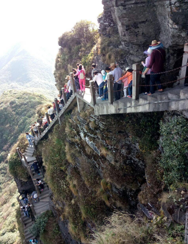 Chùa cổ tọa lạc trên đỉnh núi 2.500 mét ở Trung Quốc, được ví như tiên cảnh hạ giới- Ảnh 6.