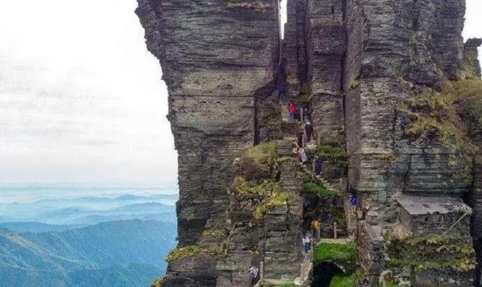 Chùa cổ tọa lạc trên đỉnh núi 2.500 mét ở Trung Quốc, được ví như tiên cảnh hạ giới- Ảnh 7.