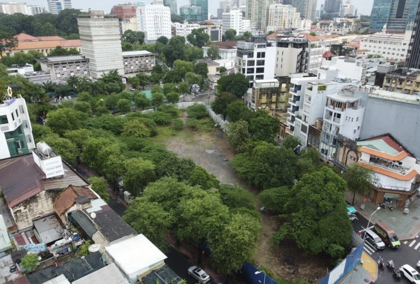 Cận cảnh các tòa nhà 'kim cương' trong tay Vạn Thịnh Phát: Toàn vị trí đắc địa nhất Hà Nội và Tp.HCM, người dân ai cũng đi qua nhưng chưa chắc đã biết- Ảnh 9.