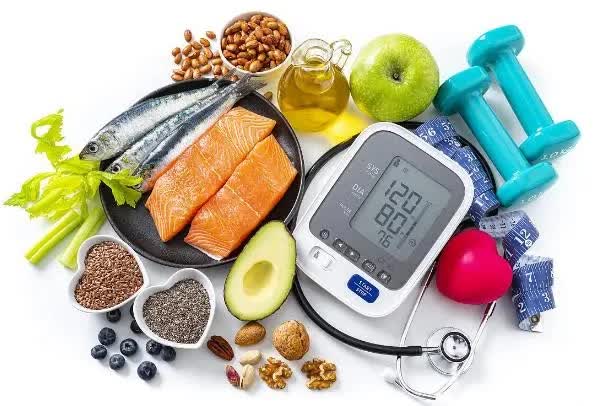 Người có lượng đường trong máu cao dễ có 3 biểu hiện sau khi ăn, nếu không gặp thì có nghĩa là đường huyết ổn định- Ảnh 1.