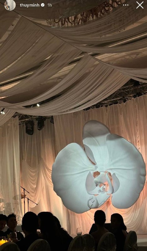 Hoa cưới của siêu mẫu Tuyết Lan chứa đựng ý nghĩa xúc động, không gian cưới thiết kế độc lạ gây ấn tượng với dàn khách- Ảnh 7.