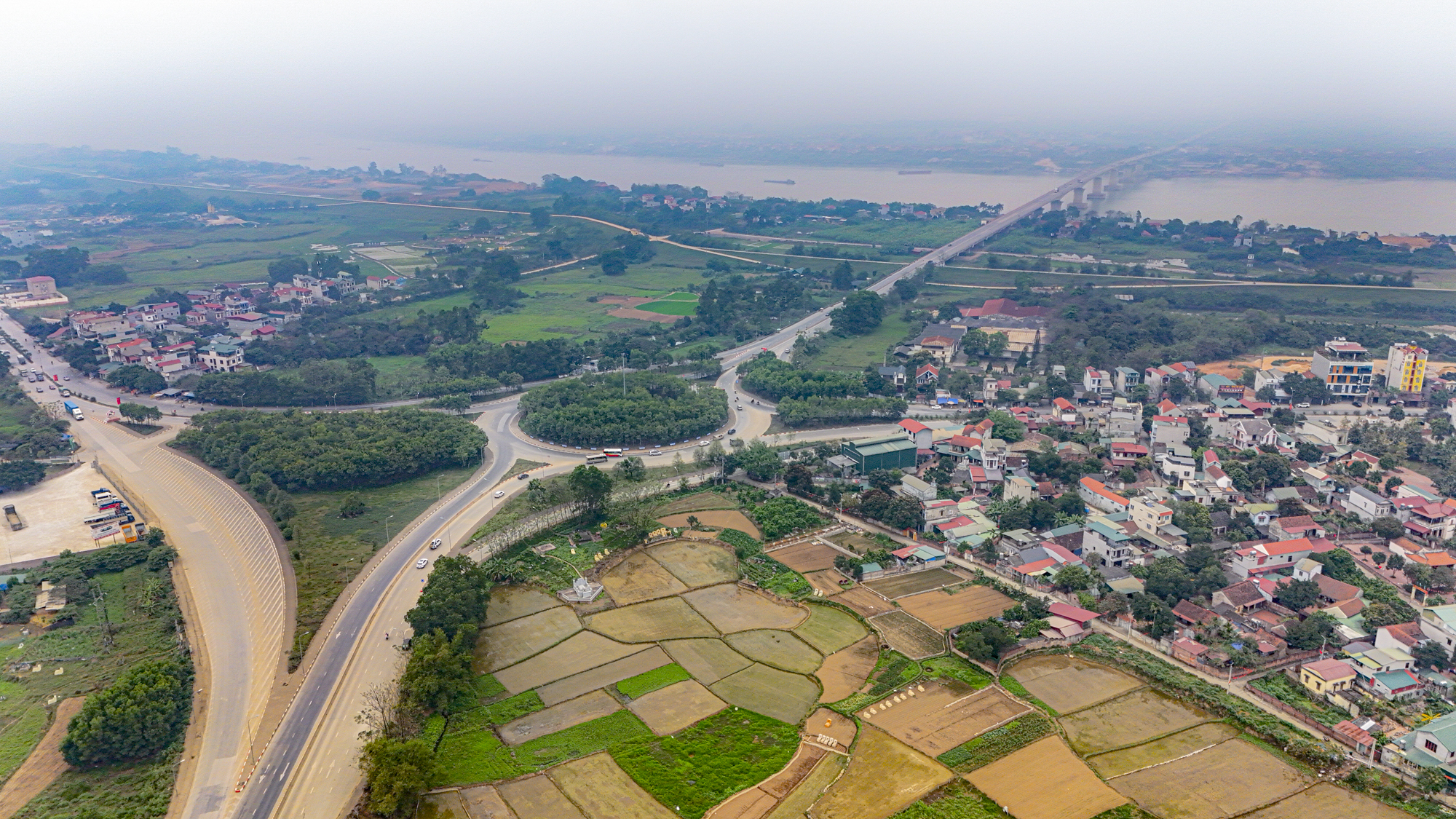 Cầu vượt sông dài nhất Việt Nam, gấp đôi cầu Long Biên, gấp ba cầu Mỹ Thuận- Ảnh 4.