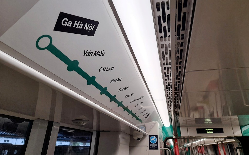 Ngắm công nghệ rửa tàu tự động của metro Nhổn - Ga Hà Nội- Ảnh 4.