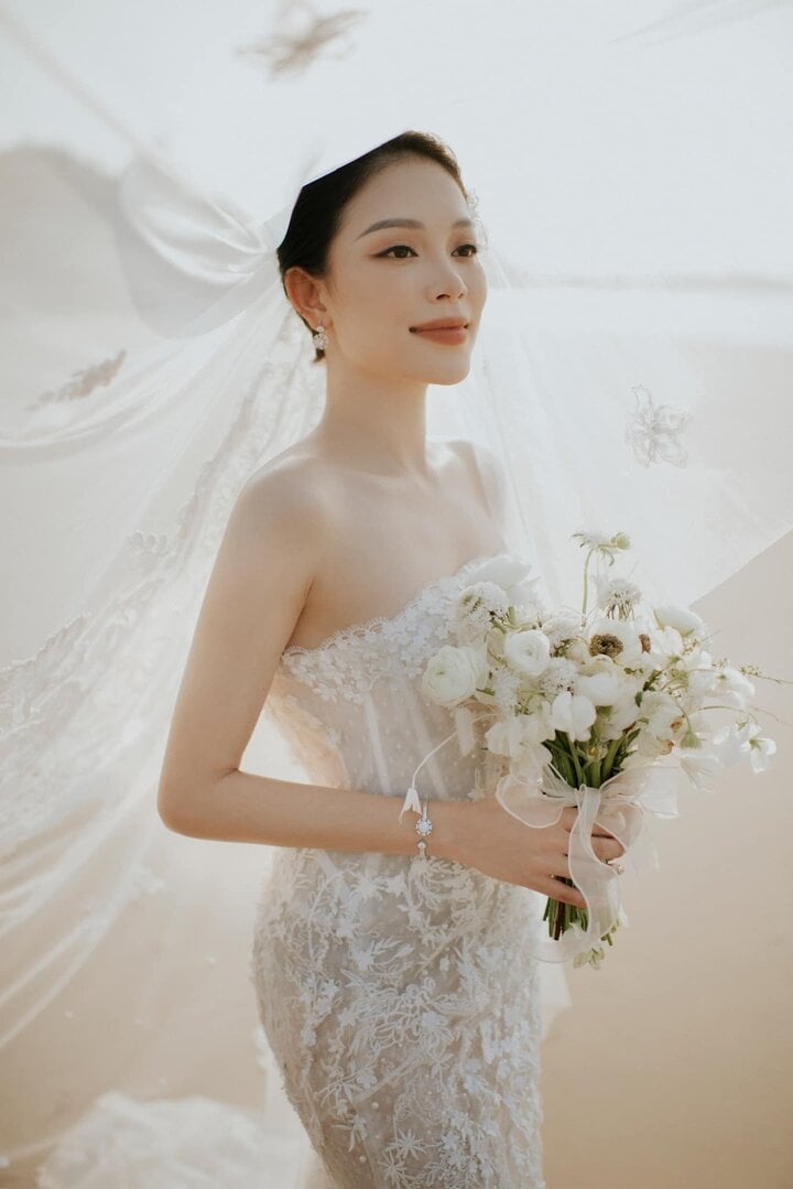 Kỷ niệm 1 năm ngày cưới với Linh Rin, Phillip Nguyễn hé lộ hình ảnh con gái- Ảnh 1.