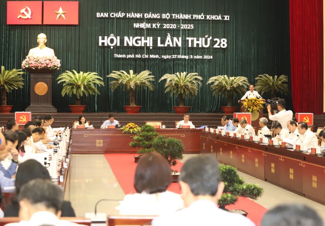 Bí thư Nguyễn Văn Nên: Quý 1, động lực tăng trưởng của TPHCM chưa như kỳ vọng- Ảnh 2.