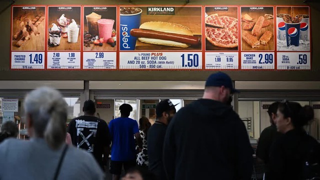 Lỗ hơn 7,4 nghìn tỷ mỗi năm để ‘câu khách’: Chiêu trò bán hàng đằng sau chiếc hotdog giá 37 nghìn đồng suốt 40 năm của chuỗi siêu thị nổi tiếng- Ảnh 2.