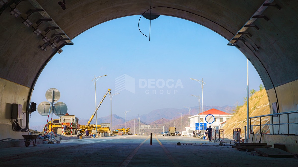 Tuyến cao tốc gần 9.000 tỷ dài chưa đến 80km nhưng có tới 34 cây cầu và hầm xuyên núi hàng đầu Việt Nam- Ảnh 4.