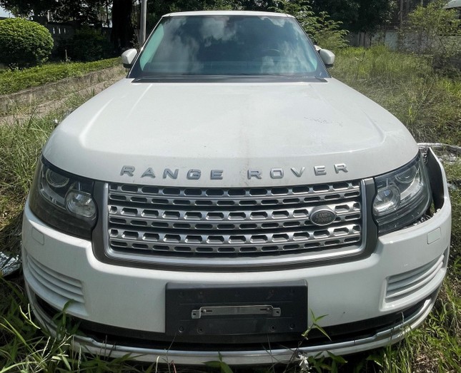 Tình trạng xe Lexus LX 570, Range Rover giảm giá cả tỷ vẫn ế- Ảnh 2.