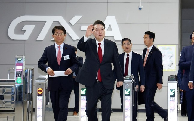 Hàn Quốc kỳ vọng tuyến tàu cao tốc mới sẽ giúp tăng tỷ lệ sinh- Ảnh 3.
