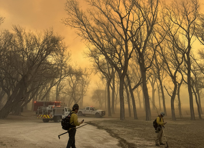 Vụ cháy rừng Smokehouse Creek ở Texas nghiêm trọng nhất trong lịch sử nước Mỹ- Ảnh 2.