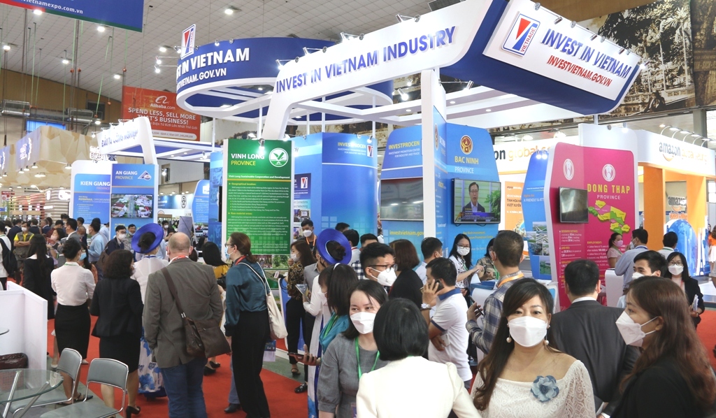 Kinh tế khó khăn, doanh nghiệp chuyên làm quảng cáo, hội chợ vẫn báo lãi kỷ lục, gấp 2,5 lần năm trước, EPS trên 30.000 đồng- Ảnh 1. Kinh tế khó khăn, doanh nghiệp chuyên làm quảng cáo, hội chợ vẫn báo lãi kỷ lục, gấp 2,5 lần năm trước, EPS trên 30.000 đồng- Ảnh 1.