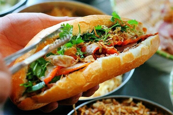 Bánh mỳ Việt đứng thứ mấy trong danh sách món ăn ngon nhất thế giới?- Ảnh 1.