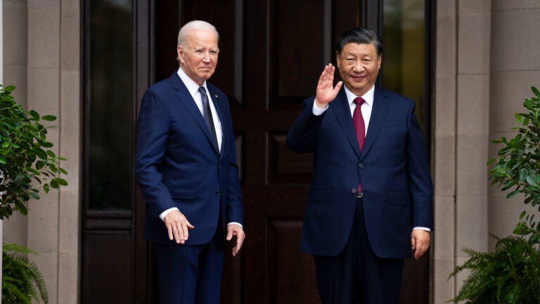 'Bài toán khó' của Bắc Kinh: Thu hút các nhà đầu tư Mỹ, đồng thời làm suy yếu sức mạnh của Washington- Ảnh 2.