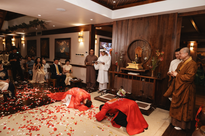 Đám cưới độc đáo với khách mời từ hơn 20 quốc gia của thiên kim gia tộc có nếp sống thiền bí ẩn nhất Việt Nam- Ảnh 5.